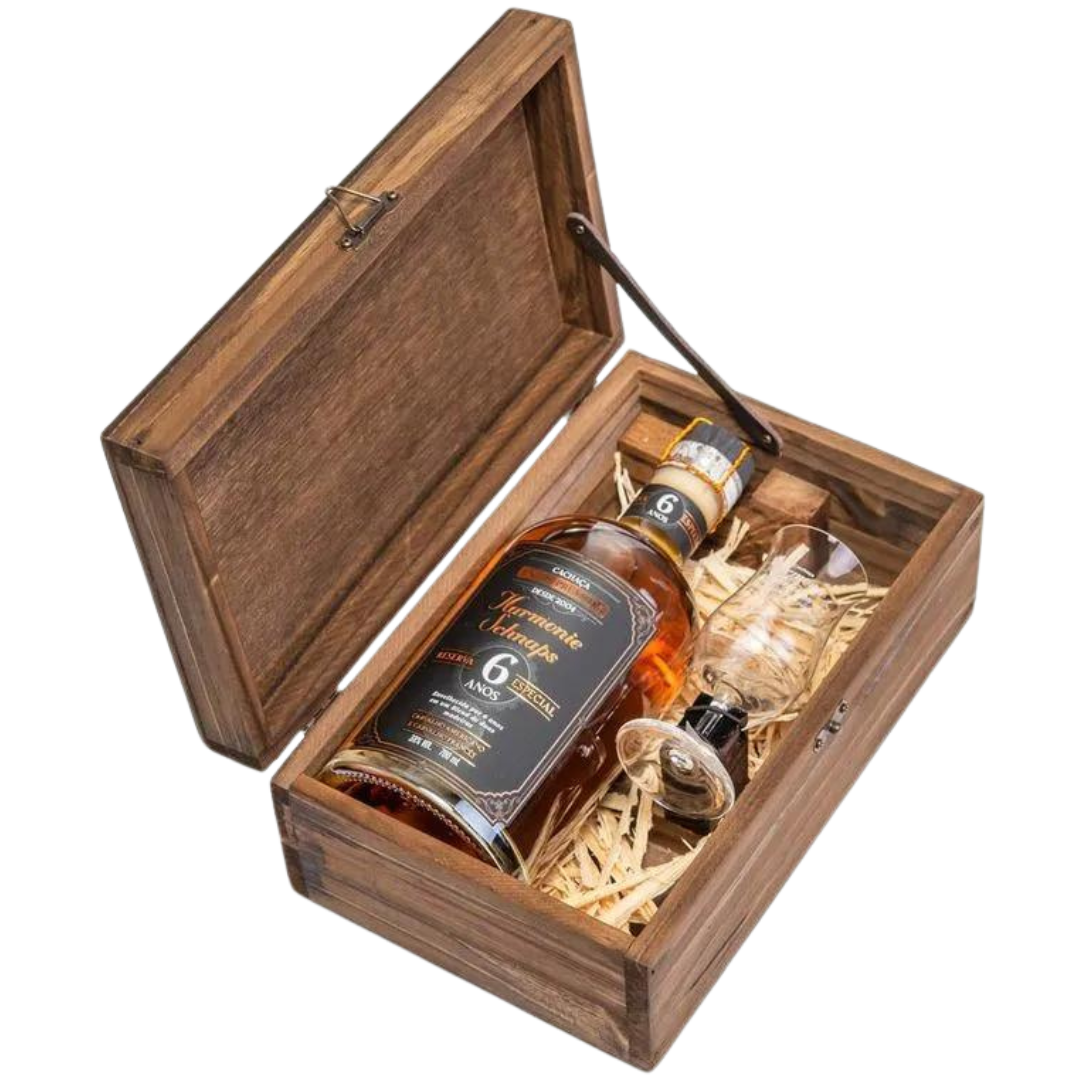 Kit 1 Cachaça Harmonie Extra Premium 6 Anos 750ml com Taça Exclusiva