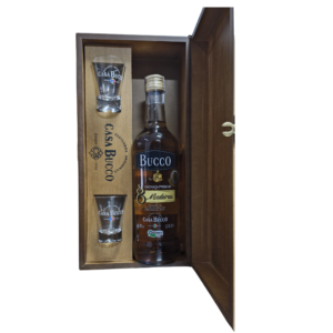 Kit Cachaça Casa Bucco 8 Madeiras 700ml com 2 Copos